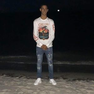 Meet your Posher, Luis